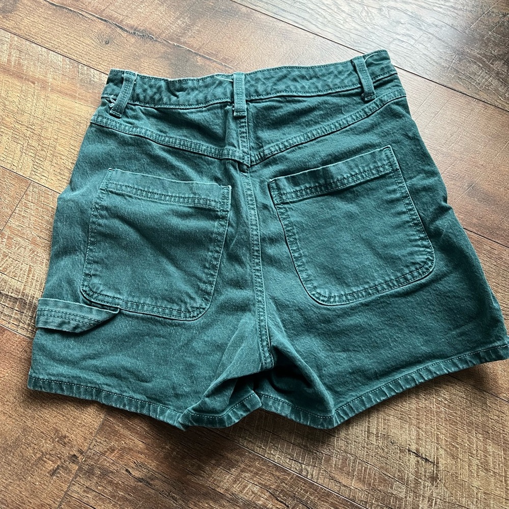 women’s high rise shorts - Picture 2 of 3